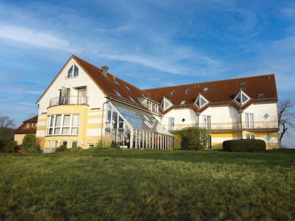 Silvesterurlaub auf der Insel Rügen im Inselhotel Kleiner Bodden: 6 Tage - Saison 2024/2025