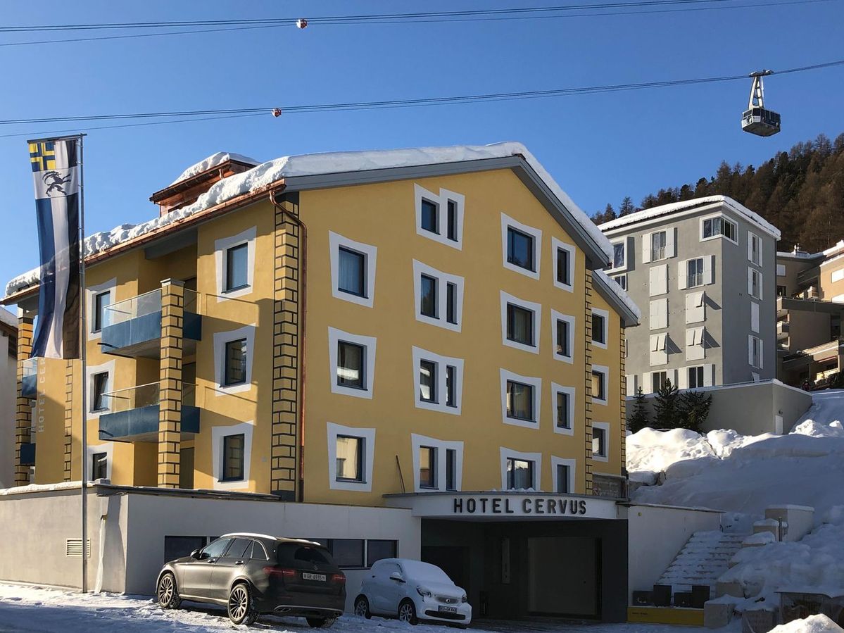 Silvesterurlaub 2023 im Boutique Hotel Cervus in St. Moritz