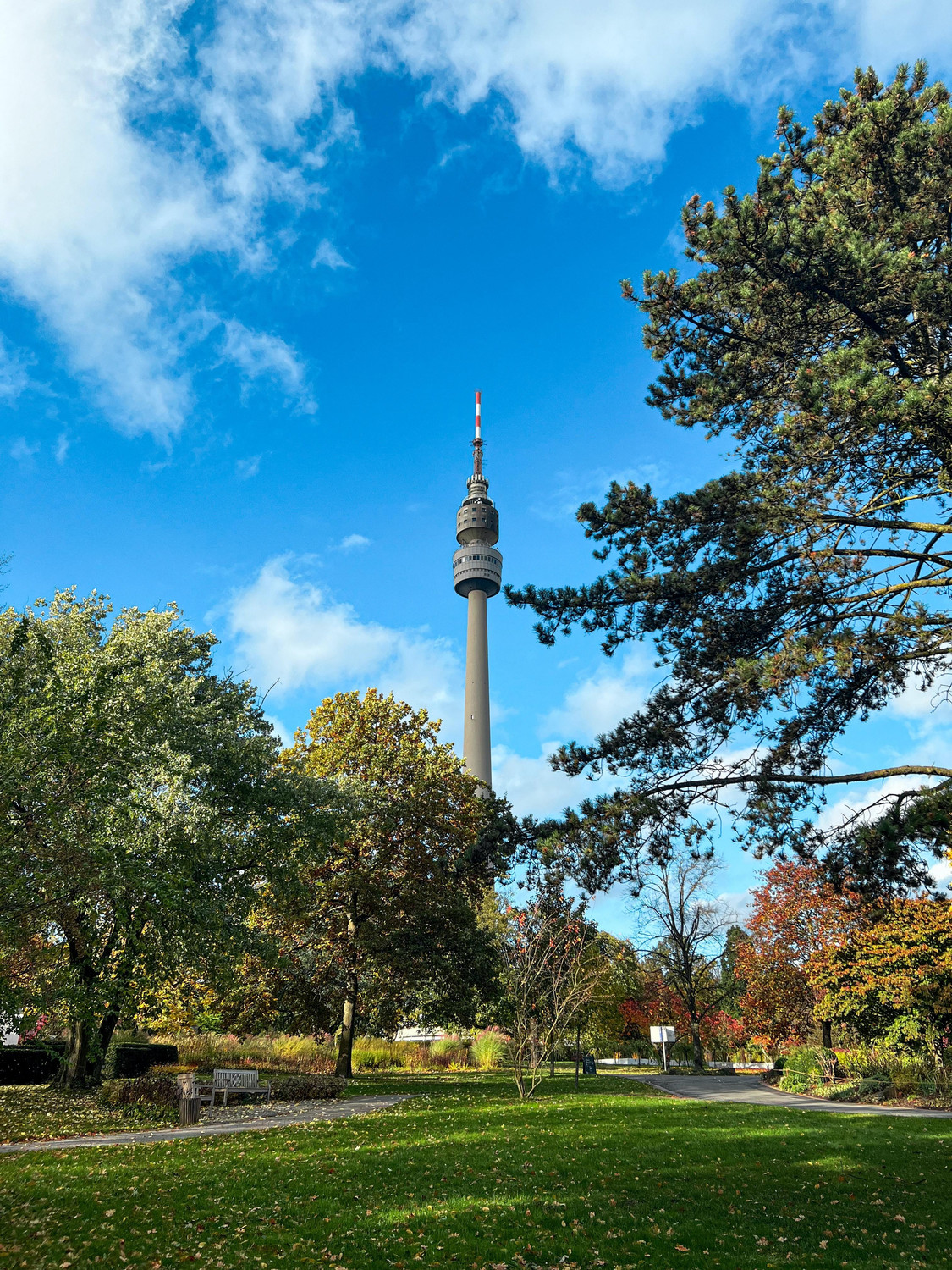 Westfalenpark Dortmund // Eingang Kaiserhain image 1