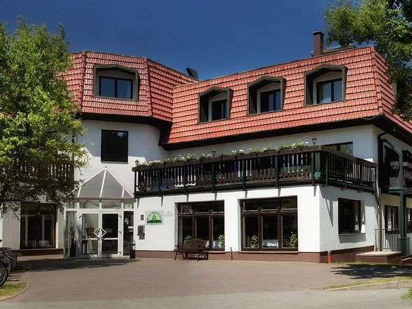 Waldhotel Wandlitz image 1