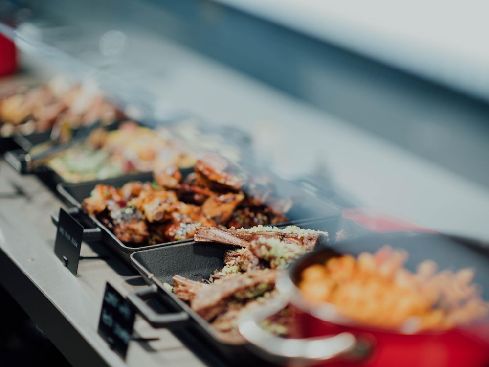 Silvesterbuffet 2023 im Courtyard by Marriott Hamburg Airport