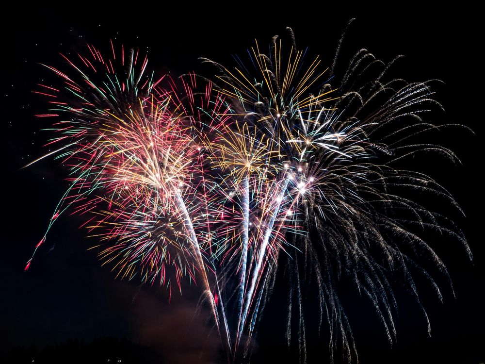 Silvesterfeuerwerk um Mitternach