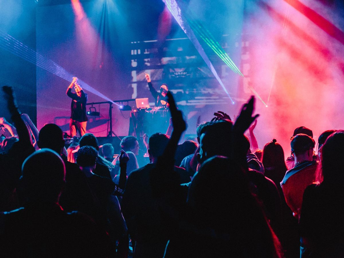 Die Silvesterparty 2022 / 2023 im Prater Bochum