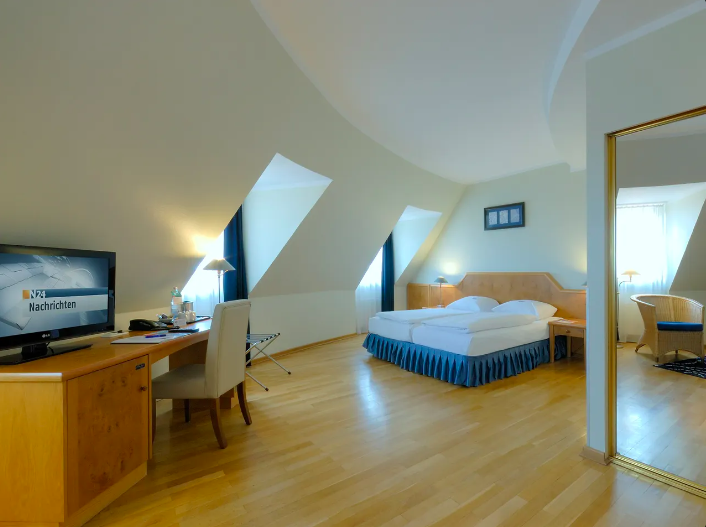 Golden Tulip Lübecker Hof image 1