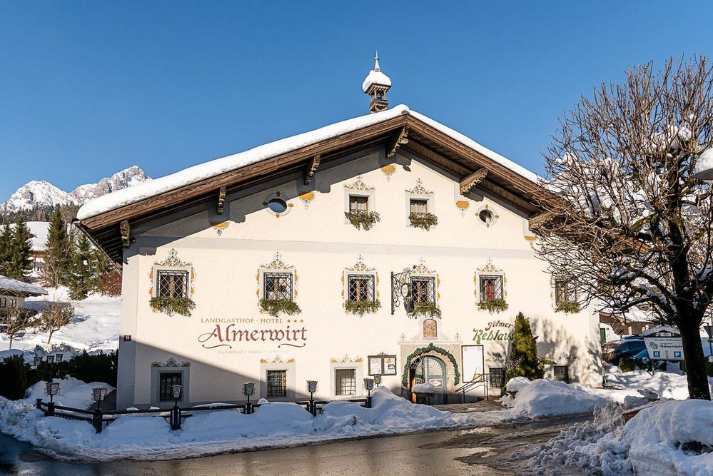 Silvesterurlaub im Schnee 2026/27 im Landgasthof Almerwirt in Maria Alm