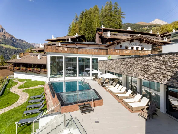 Hotel Goldried image 1