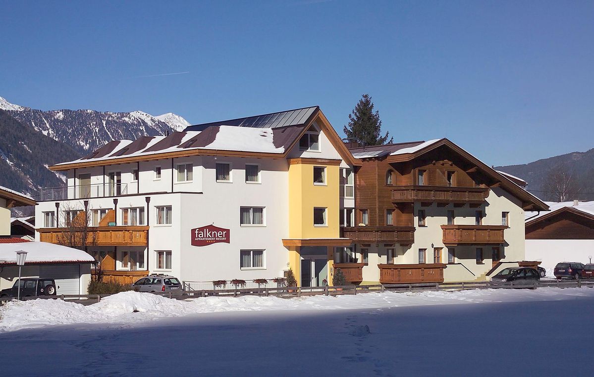 Urlaub zum Jahreswechsel 2026/27 in Längenfeld – Falkners Resort Ötztal