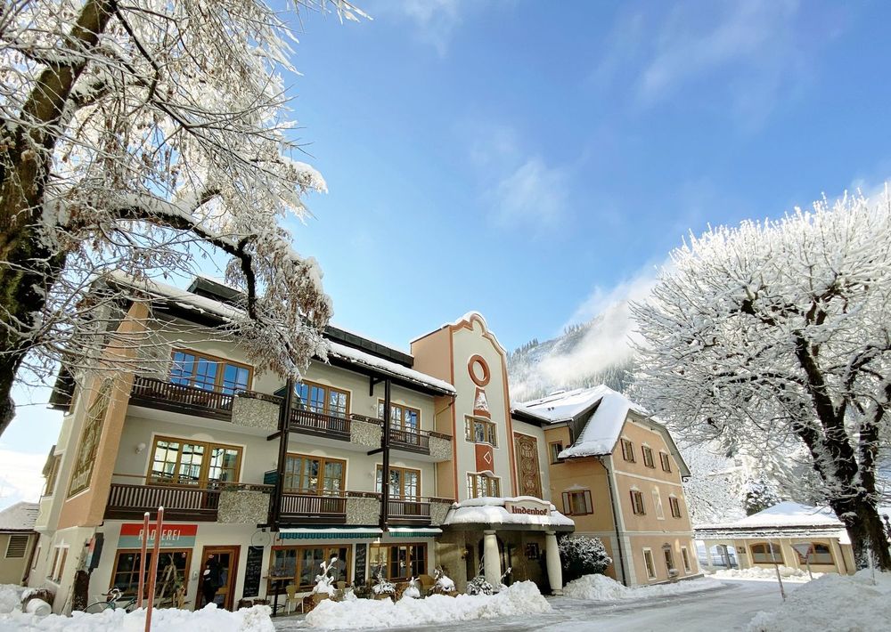 Urlaub zum Jahreswechsel 2026/27 im Landhotel Lindenhof in Feld am See