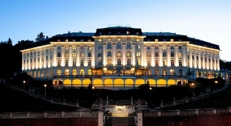 Hotel Radium Palace****