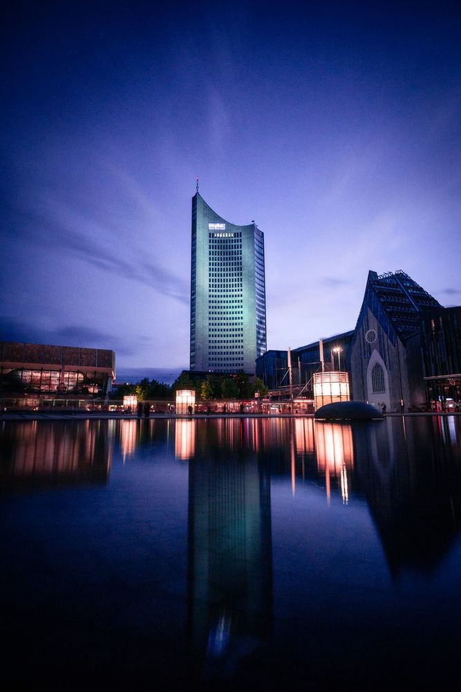 Silvester 2021 Panorama Tower - "Plate of Art"