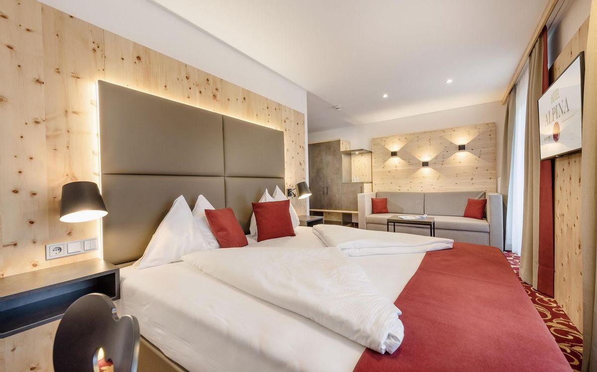 Hotel Alpina image 2