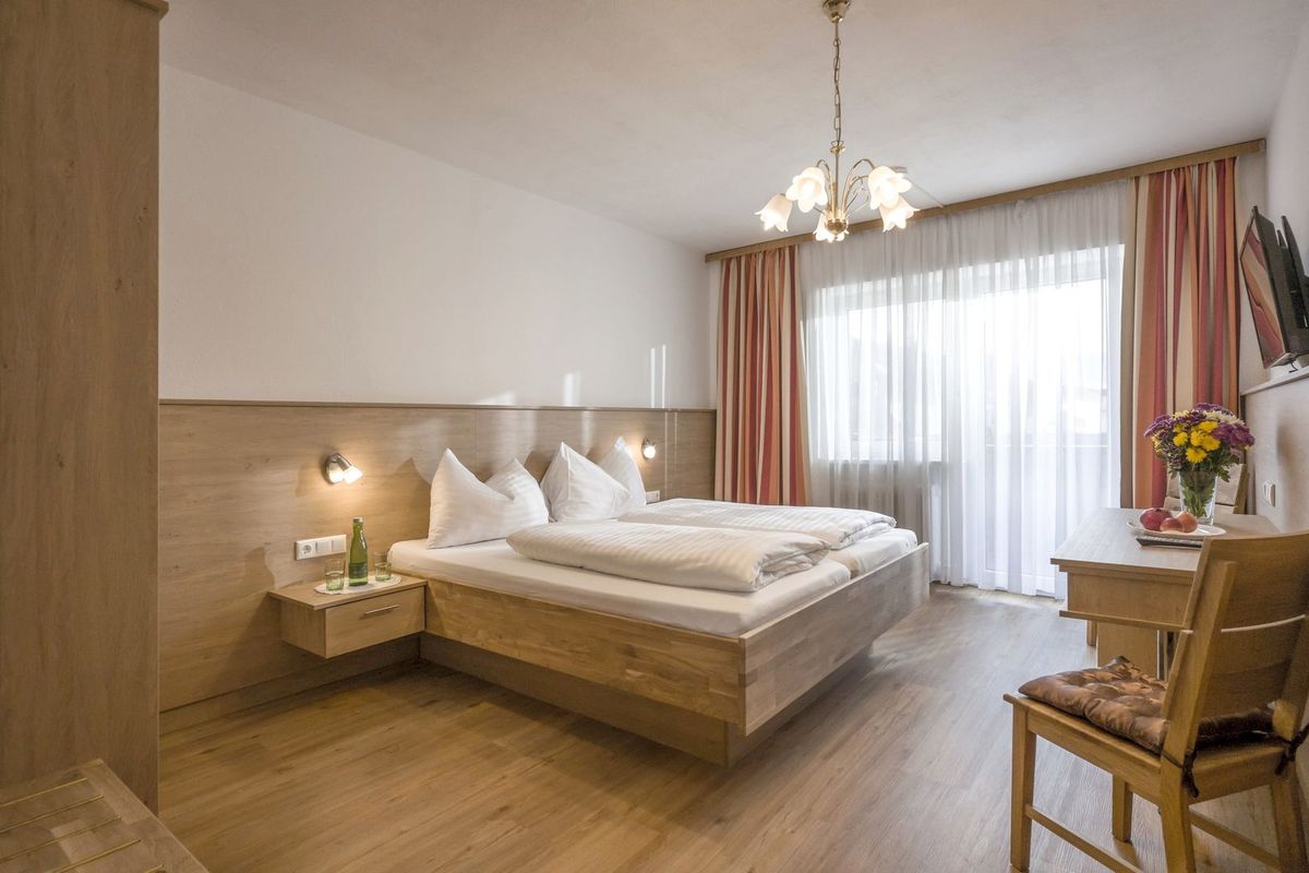 Hotel Gasthof Gradlwirt image 2