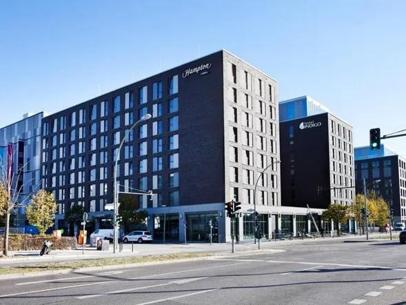 Hampton by Hilton Berlin City East Side Gallery
