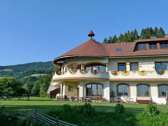 Biolandhaus Arche image 1