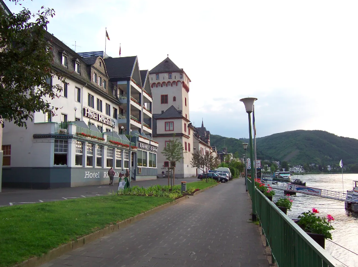 Hotel Rheinlust image 1