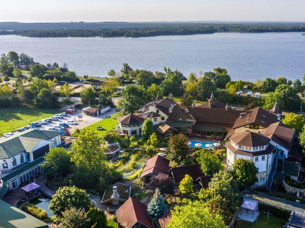 Wellnesshotel Seeschlößchen - Privat-SPA & Naturresort