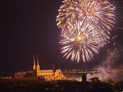 Silvester-Hotelarrangement 2026/27 im Hotel Bamberg Inn bei Bamberg