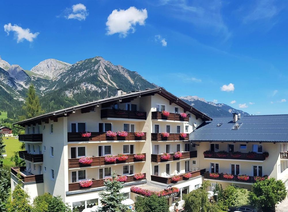 Skiferien über Silvester 2026/27 im Hotel Post in Ramsau am Dachstein