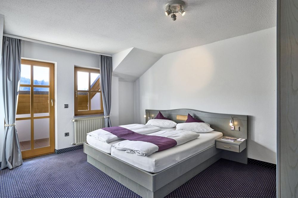 Skiurlaub zum Jahreswechsel 2026/27 in Bodenmais – Das Arber-Hotel am Rothbach