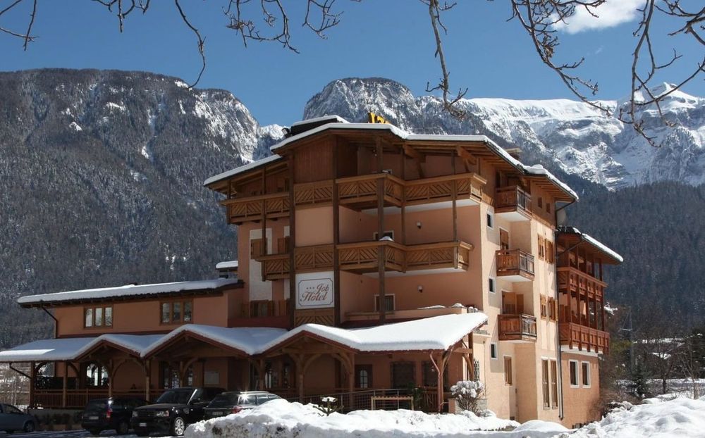 Silvester-Skiurlaub 2026/27 im Hotel Job – Garden & SPA in Dimaro-Folgarida