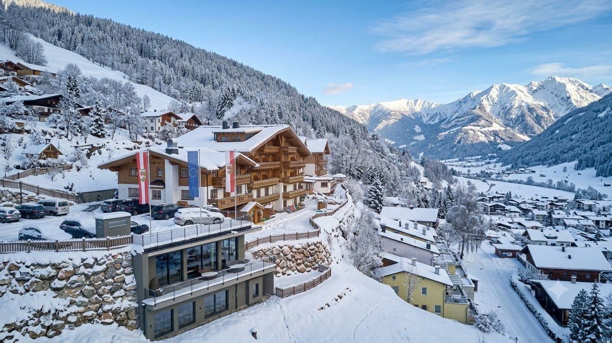 Urlaub zum Jahreswechsel 2026/27 im Gartenhotel Daxer in Zell am See