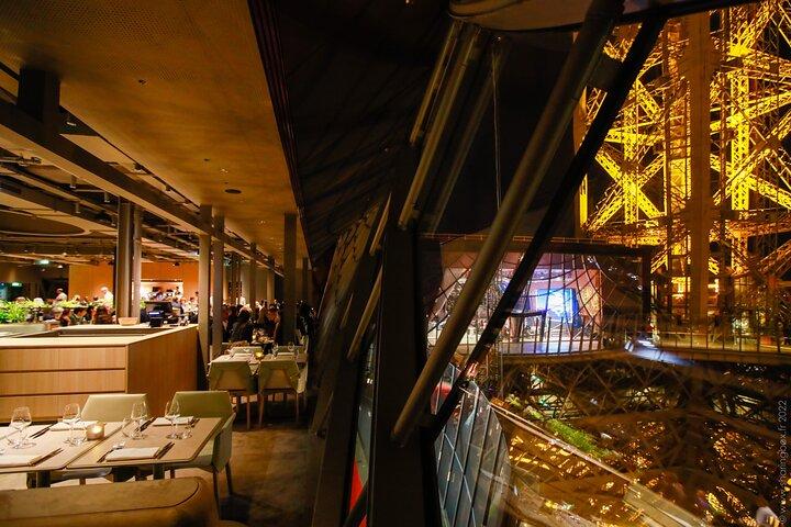 Madame Brasserie im Eiffelturm image 1