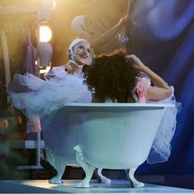 Stolz und Vorurteil*  (*oder so) im Hans Otto Theater in Potsdam