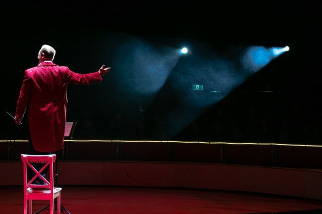 Cirque Bouffon - Cupido - Weihnachtsshow - Silvester 2022/2023