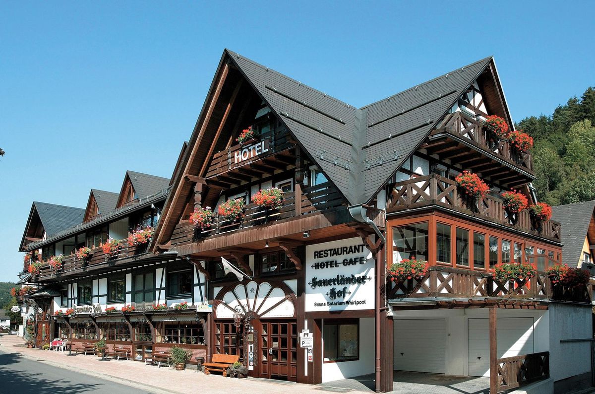 Winterurlaub über Silvester 2026/27 im Hotel Sauerländer Hof in Willingen