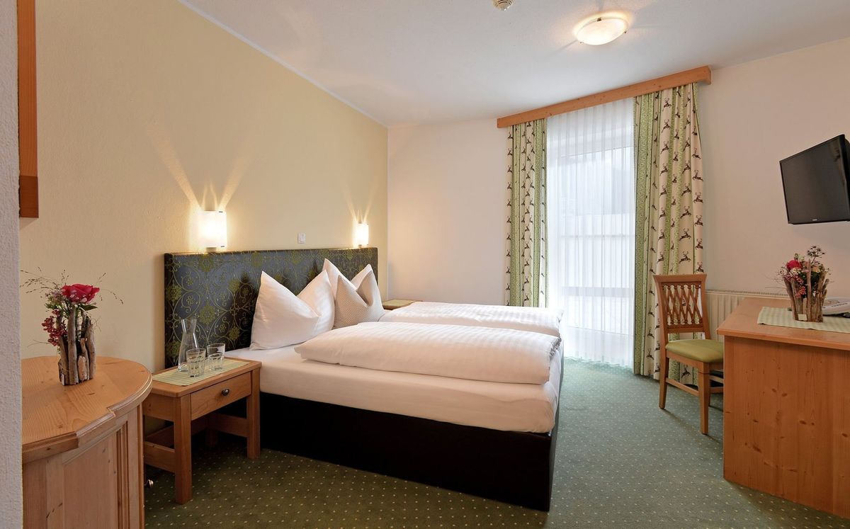 Hotel & Restaurant Tiroler Stuben image 2