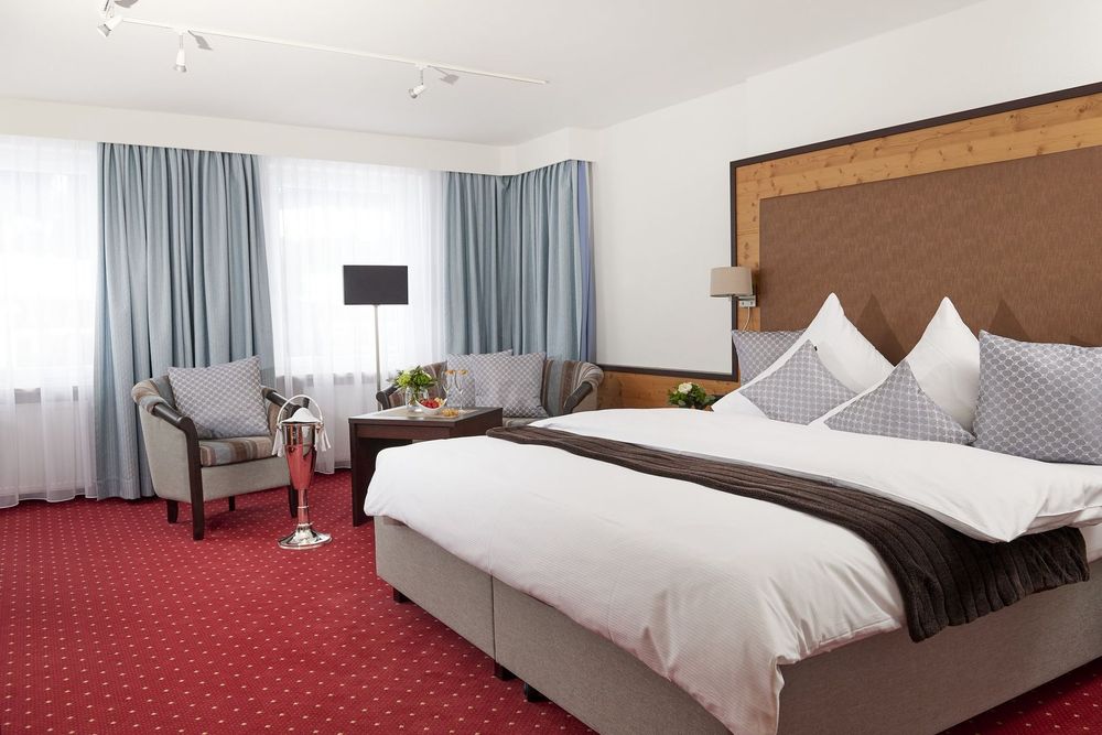 Hotel Wittelsbacher Hof image 2