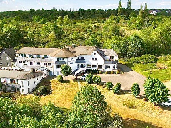 Neujahrs-Auszeit 2027 im Berghotel Kristall