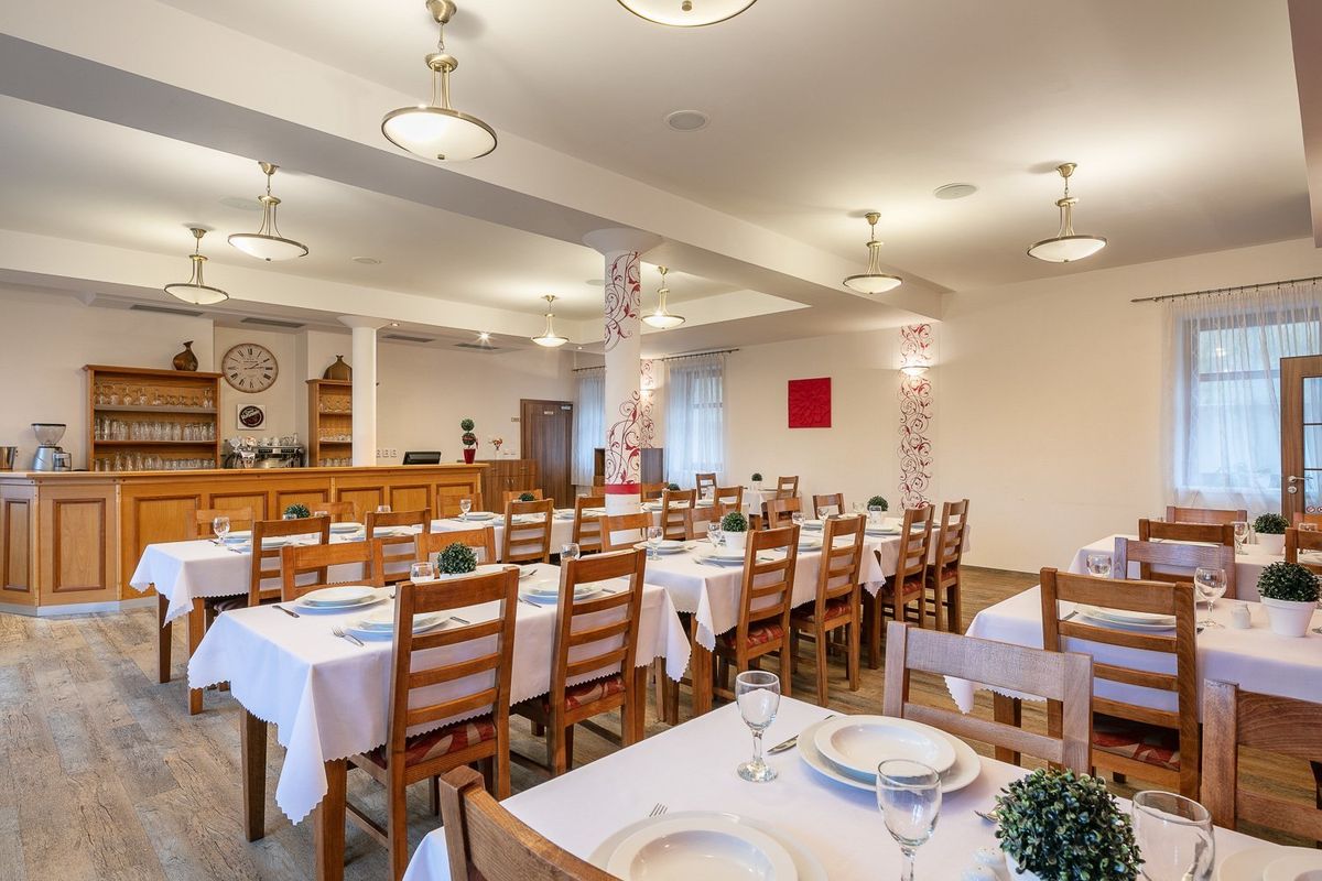 Pytloun Wellness Hotel Hasistejn image 2