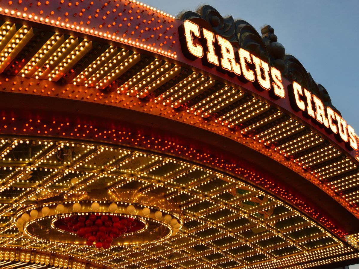 Weihnachtscircus Hannover - 4. Grand Prix der Artisten