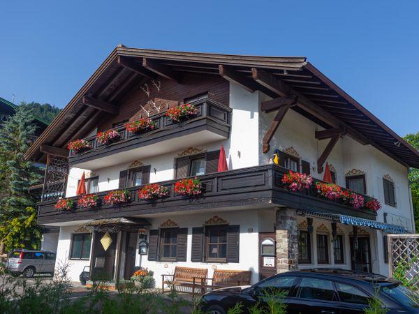 DEVA Hotel Kaiserblick image 1