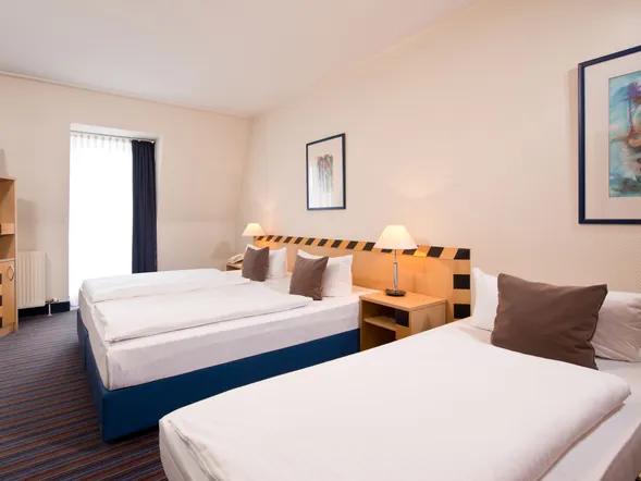 ACHAT Hotel Dresden Elbufer image 2