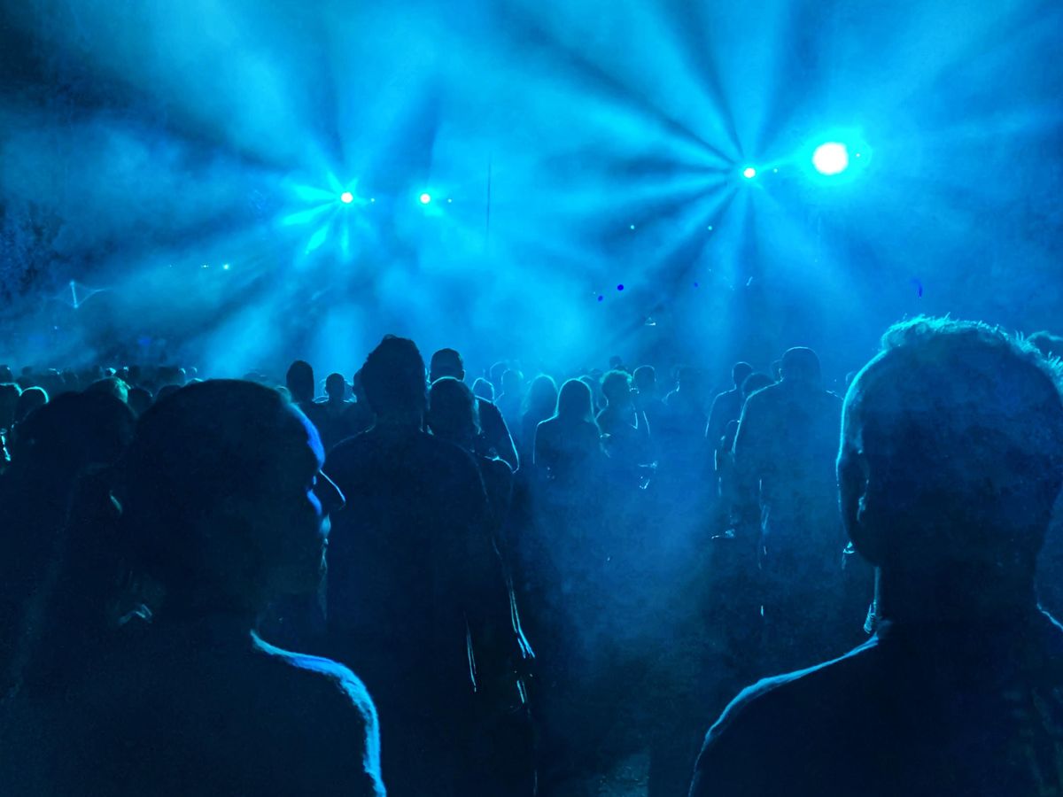 Berlins große All-Inclusive-Silvesterparty 2023 im Pferdesportpark Berlin-Karlshorst