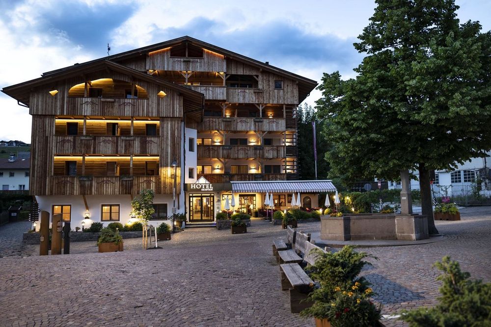 Wellnessurlaub über Silvester 2026/27 im Artnatur Dolomites Hotel & Spa in Seis am Schlern