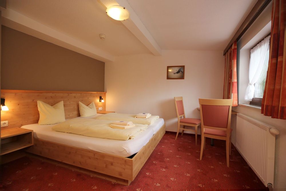 Alpenhotel Garfrescha image 2
