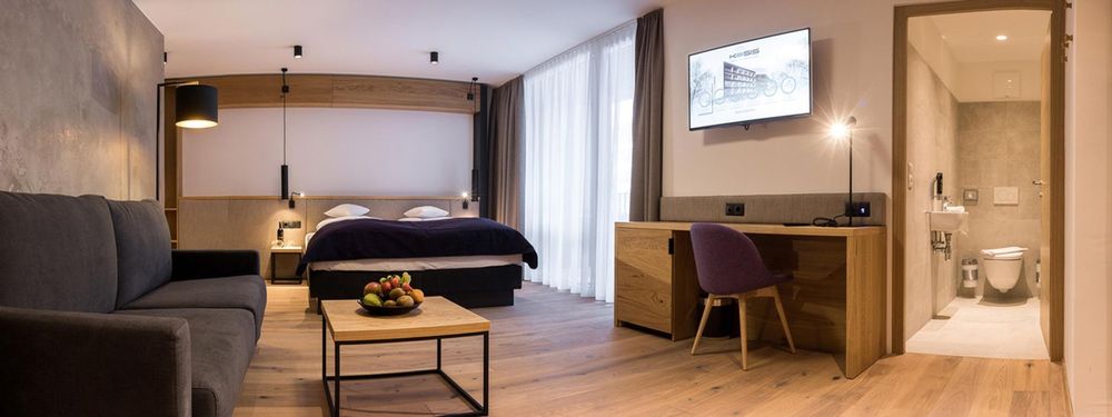 KOSIS Sports Lifestyle Hotel image 2