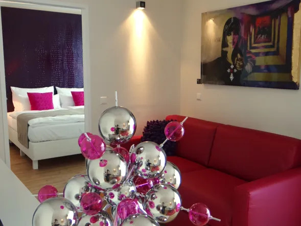 AMEDIA Luxury Suites Graz image 2
