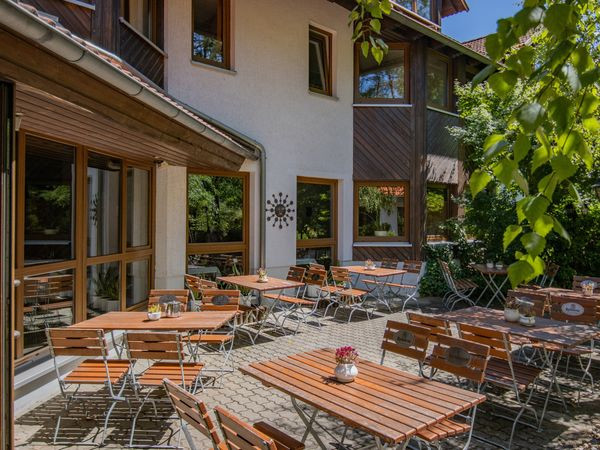 6 Tage Cottbuser Silvester-Sause – Spreewald erleben & rauschend ins neue Jahr feiern