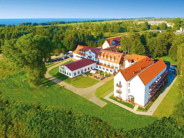 Flyer der Silvesterveranstaltung: Silvesterfeier inkl. Neujahrskonzert Kolberg - 6 Tage Mona Lisa Boutique Wellness & SPA