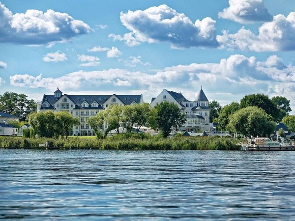 Silvester am Schwielowsee – Feiern, Entspannen & Genießen im Precise Resort Werder