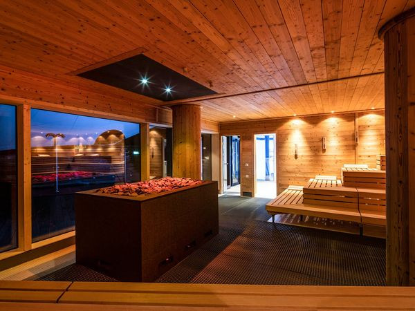 Silvesterveranstaltung: Silvester "Light" im Schwarzwald Mokni's Palais Hotel & SPA
