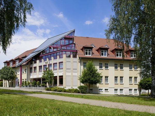 Silvester 2025/26 in Sachsen – Ruhiger Jahreswechsel im Parkhotel Neustadt für stille Genießer