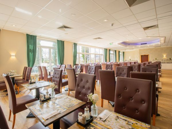 Silvester 2025 im Seehotel Brandenburg – 6 Tage Kurzurlaub mit Frühstück & Sauna ab 199 €