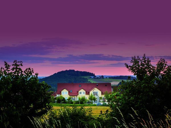 Hollerhöfe - Zu Gast im Dorf