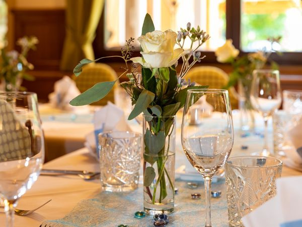 Silvester in der Eifel – 5 Nächte Wellness & Genuss im Seehotel am Stausee