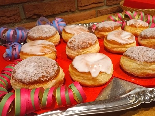 Flyer der Silvesterveranstaltung: Silvester auf der Schlei – Jahreswechsel mit Küstenzauber und Dampferromantik